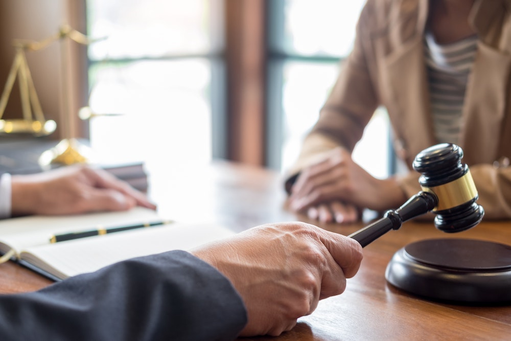 Comment obtenir une licence de droit pour devenir avocat